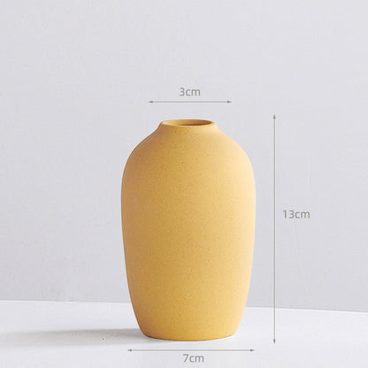 Vase nordique pour fleurs séchées