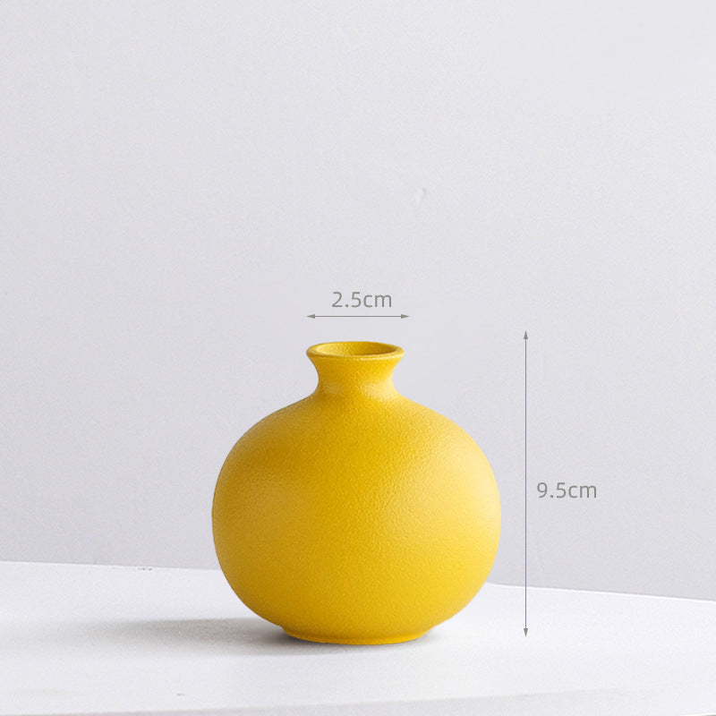 Vase nordique pour fleurs séchées