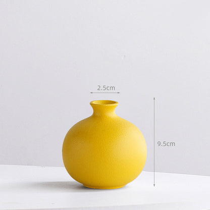 Vase nordique pour fleurs séchées
