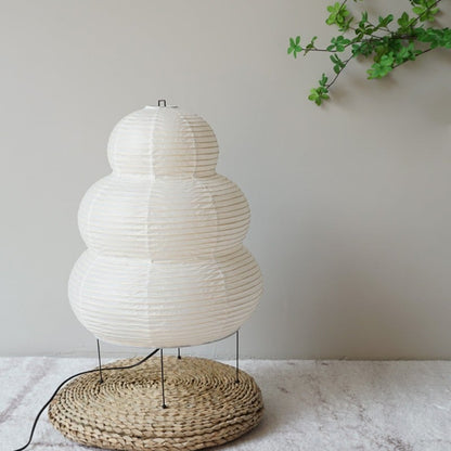Lampe de table en papier