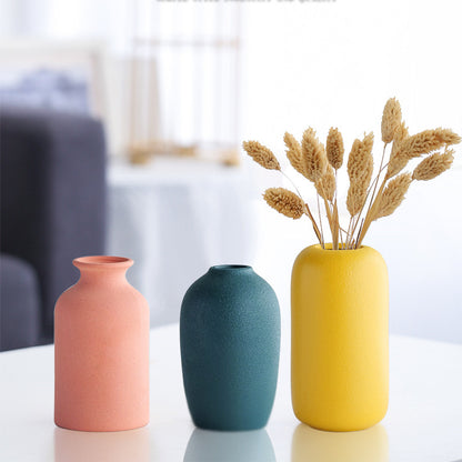 Vase nordique pour fleurs séchées