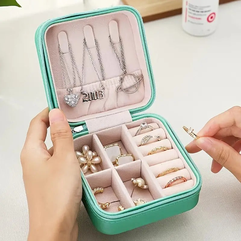 Mini boîte à bijoux de voyage