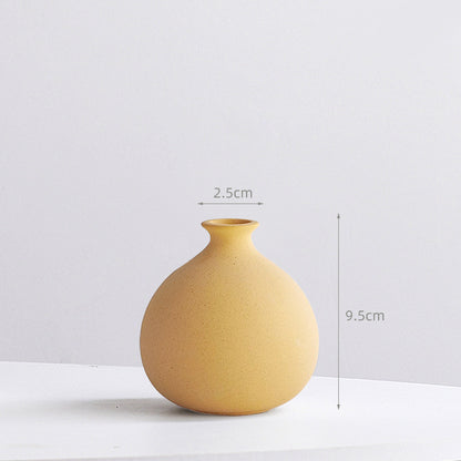 Vase nordique pour fleurs séchées