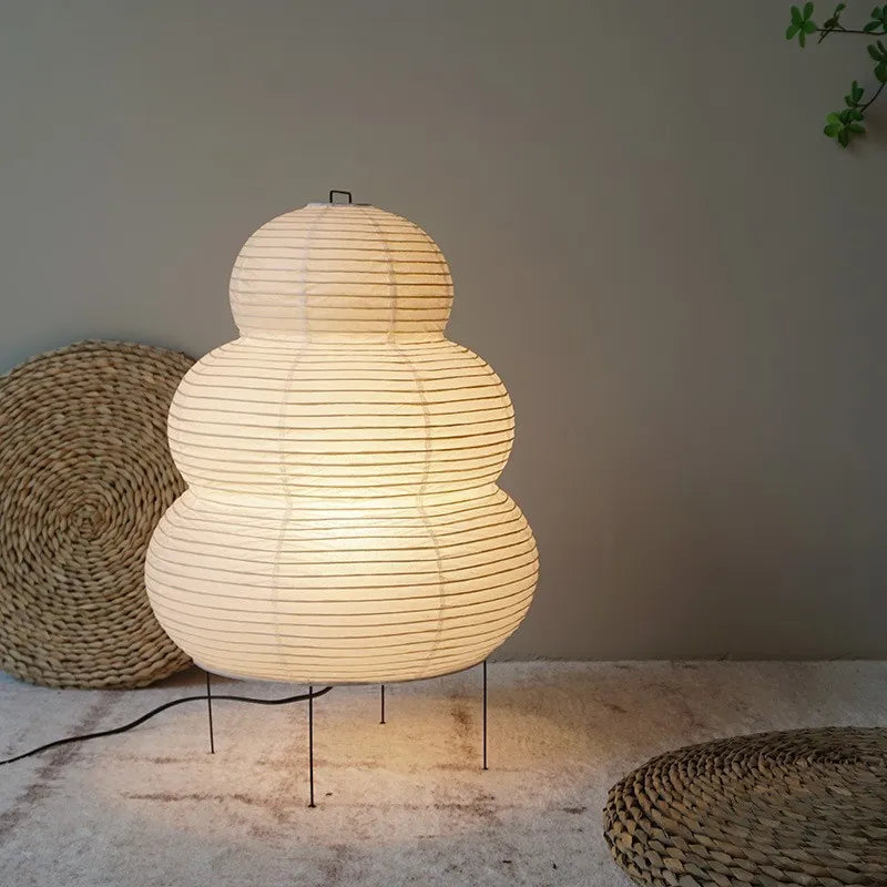 Lampe de table en papier