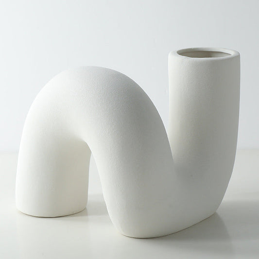 Vase torsadé en céramique
